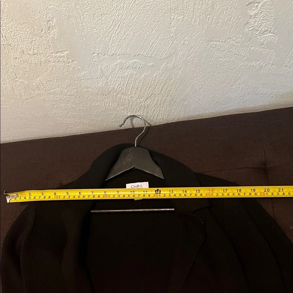 Croft & Barrow Classic Black brown button down Sweater Knit. - Picture 6 of 6
